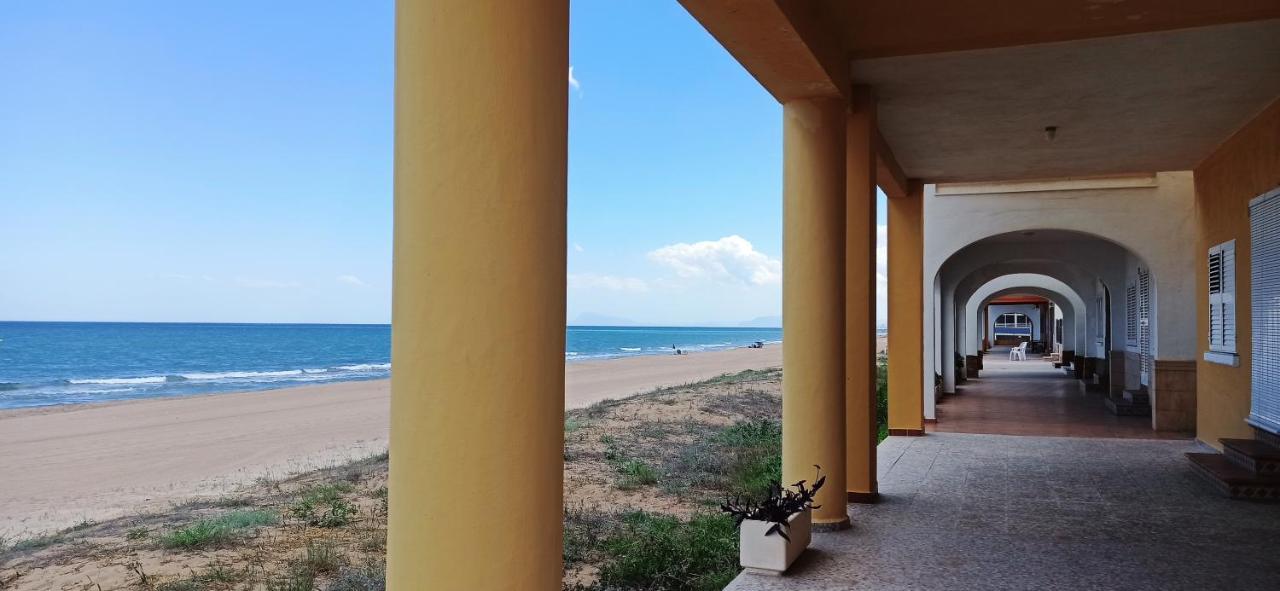 Sunset Room At Front Beach - Habitacion En La Playa Piso Privado Tavernes de Valldigna Dış mekan fotoğraf